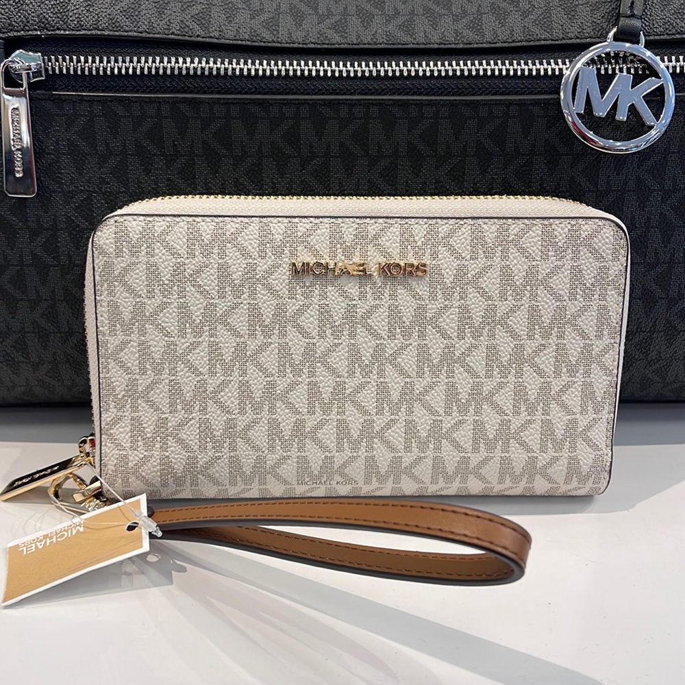 Michael Kors MK Signature Large Flat Multi-Function Phone Case Wallet Wristlet